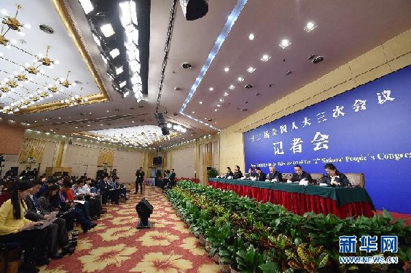 （两会）（3）柳斌杰等5名全国人大专委会负责人答记者问