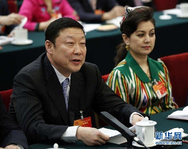 (两会·热话题)(1)代表委员热议“一带一路”