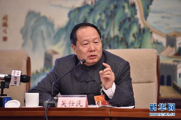 (两会·热话题)(4)代表委员热议“一带一路”