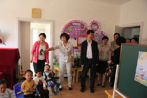 市人大常委会就学前教育工作开展视察活动