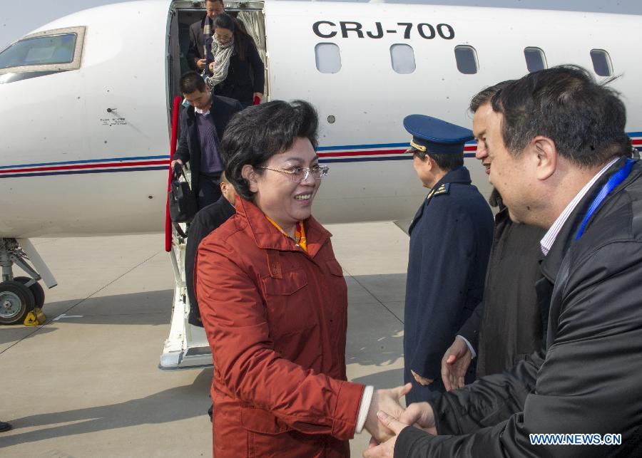 (TWO SESSIONS) CHINA-BEIJING-NPC DEPUTIES-ARRIVAL (CN)
