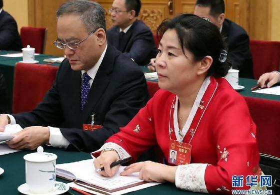 （两会·履职影像记） （1）尹清代表：建议建立校园周边安全综合治理体系