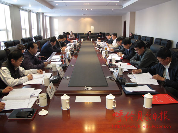 市人大常委会召开第８１次主任会议
