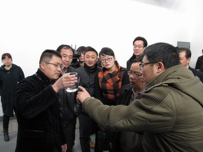 在锡全国人大代表会前集中视察长江水污染防治情况2.JPG