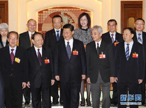 (两会)习近平参加澳门代表团审议