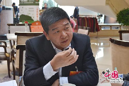 全国人大代表、山东省教育厅副厅长张志勇在接受中国网记者采访 魏婧摄