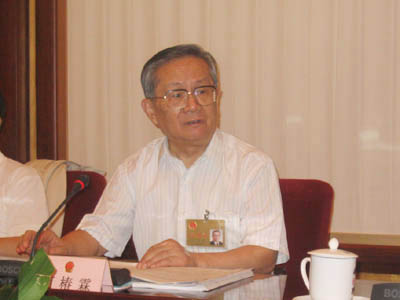 何椿霖委员发言