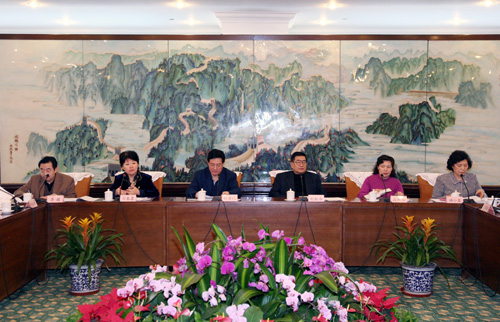 图为会议现场