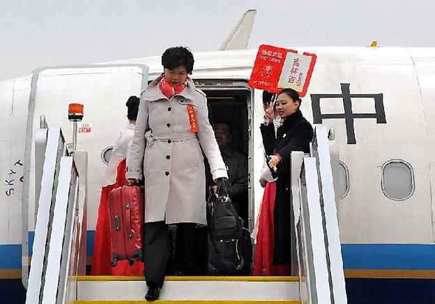 (TWO SESSIONS)CHINA-BEIJING-NPC-DEPUTY-ARRIVAL (CN)