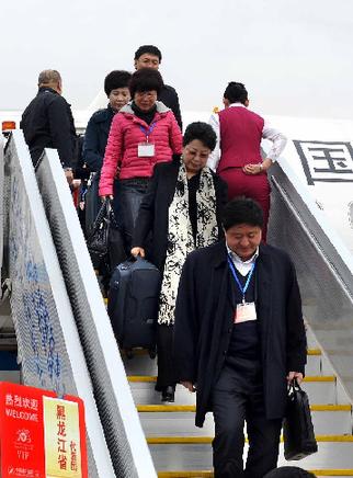 (TWO SESSIONS)CHINA-BEIJING-NPC-DEPUTY-ARRIVAL (CN)