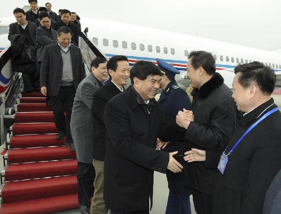 (TWO SESSIONS)CHINA-BEIJING-NPC-DEPUTY-ARRIVAL (CN)