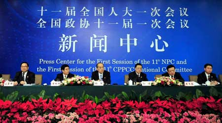 Senior officials of the Supreme People's Court and the Supreme People's Procuratorate meet the press in Beijing, capital of China, March 15, 2008. 