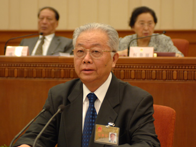 盛华仁