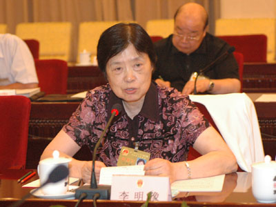 李明豫